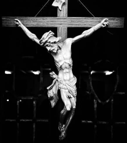 "Crucifix in a Classroom at Concordia Seminary" (2017) by Nils Niemeier.